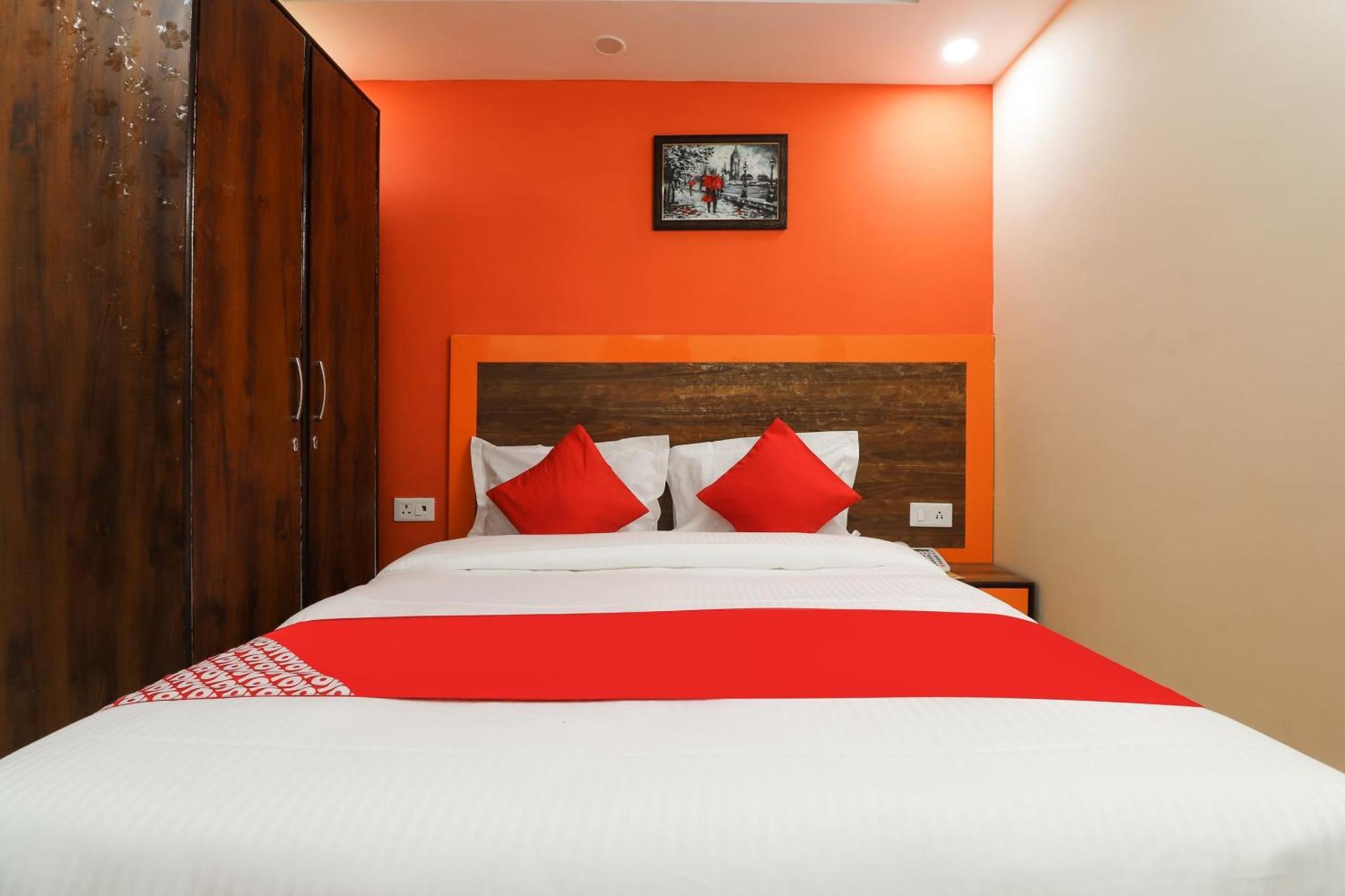 Hotel O Maharaja Gold New Delhi Exterior photo